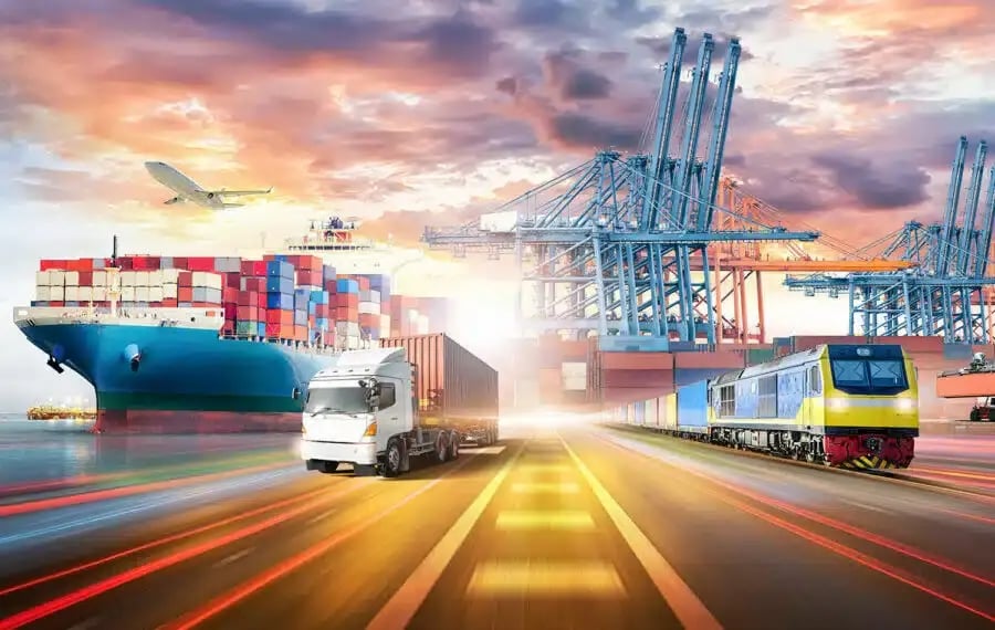 transporte-y-logistica-900x600-1-900x570